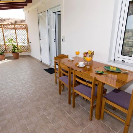 Aoria Traditional House With Stuning Mountain View Loulos ภายนอก รูปภาพ